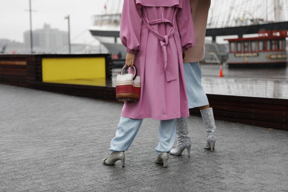 Editorial street-style look in the VERA Atelier palette